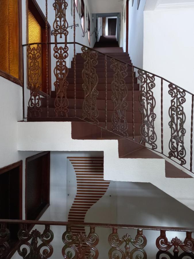 Suites Economicas غوارويا المظهر الخارجي الصورة